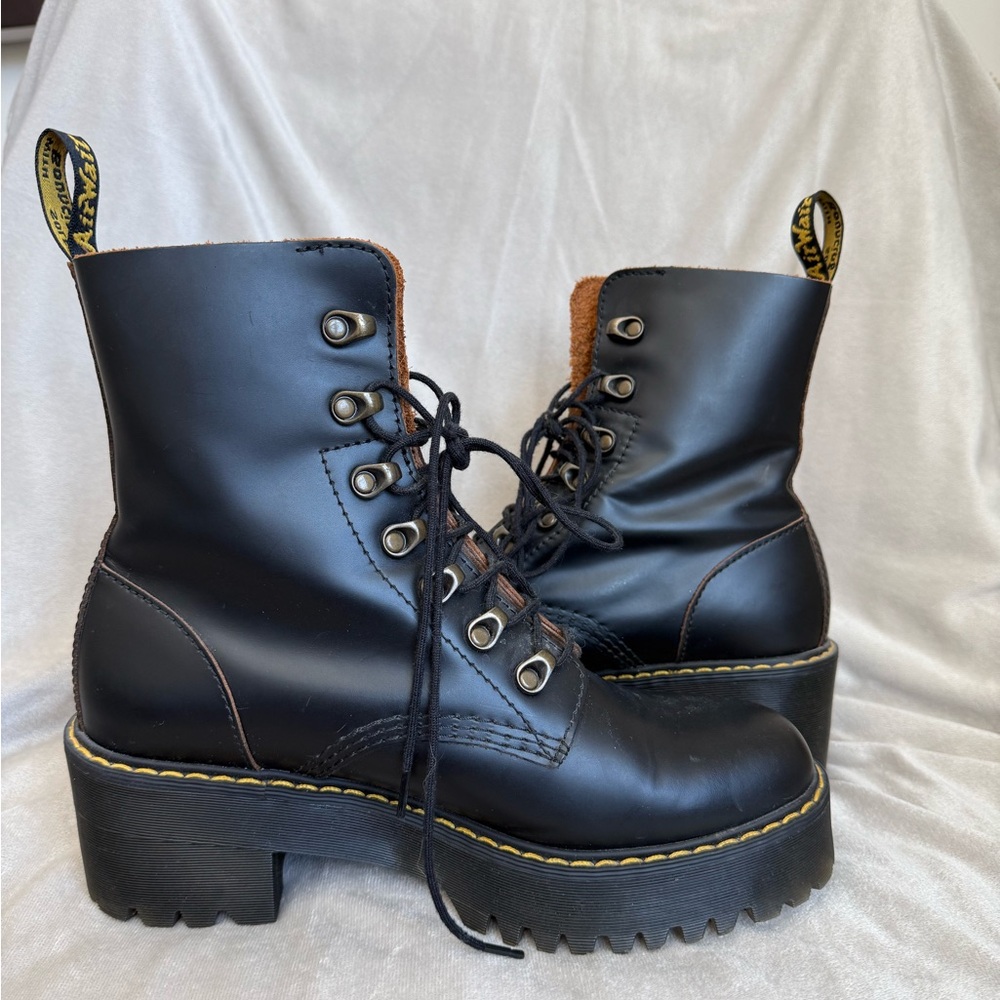 Dr. Martens Leona boots size 9